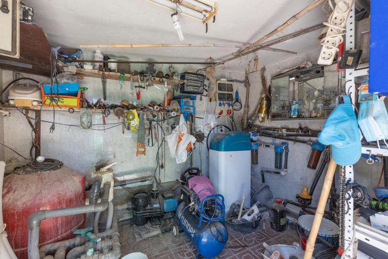 Foto f6ce338a-0627-466b-978d-447f5476f11a. Masia a calle diseminados a Santa Fe