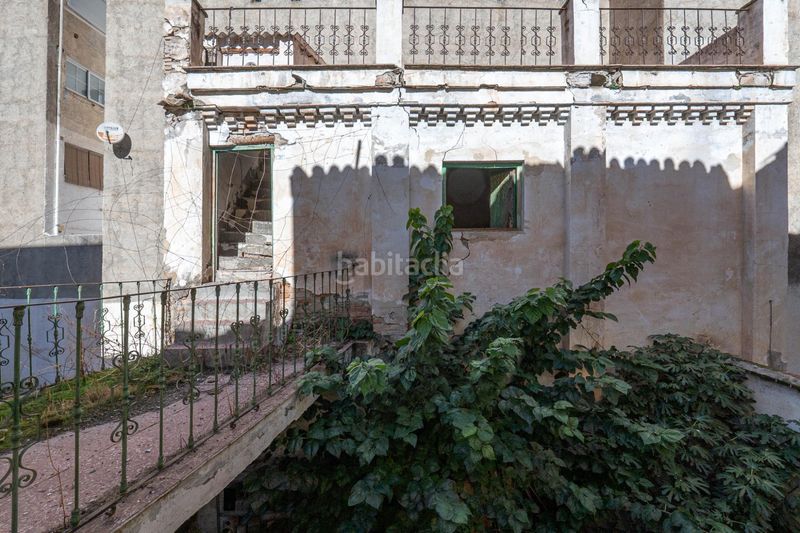 Foto bcf10f3f-9629-4f72-adfd-4af60154f9d2. Casa amb aparcament a Santa Fe