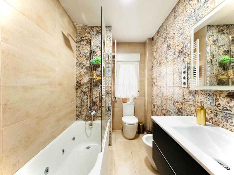 Foto 159cb112-c1db-4006-a521-b7a897494115. Pis amb aparcament a Centro - Sagrario Granada