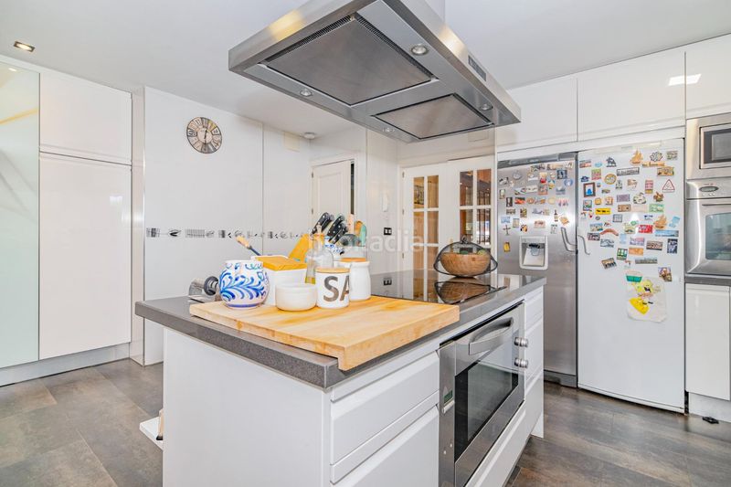 Foto 2561987d-9ab6-40a6-9880-2849db856f3f. Xalet amb aparcament a Gójar