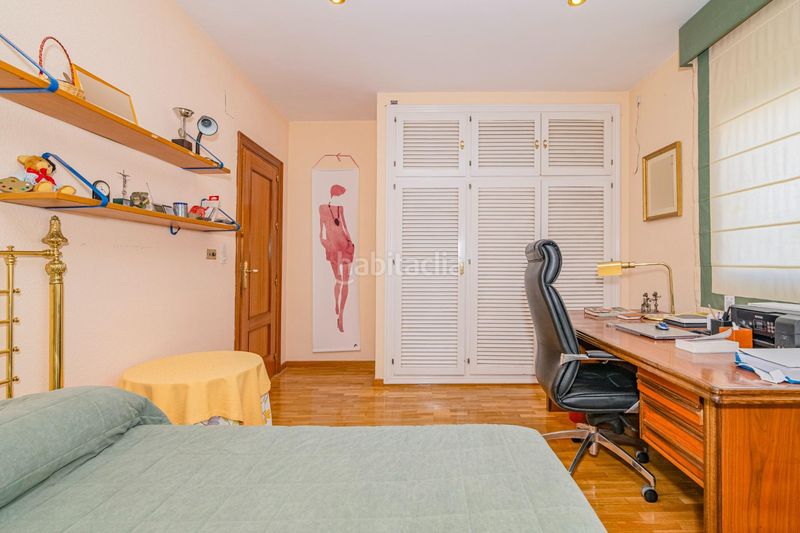 Foto 31037119-bbf8-4bc2-8113-9ea84f2f5e00. Xalet amb aparcament a Gójar