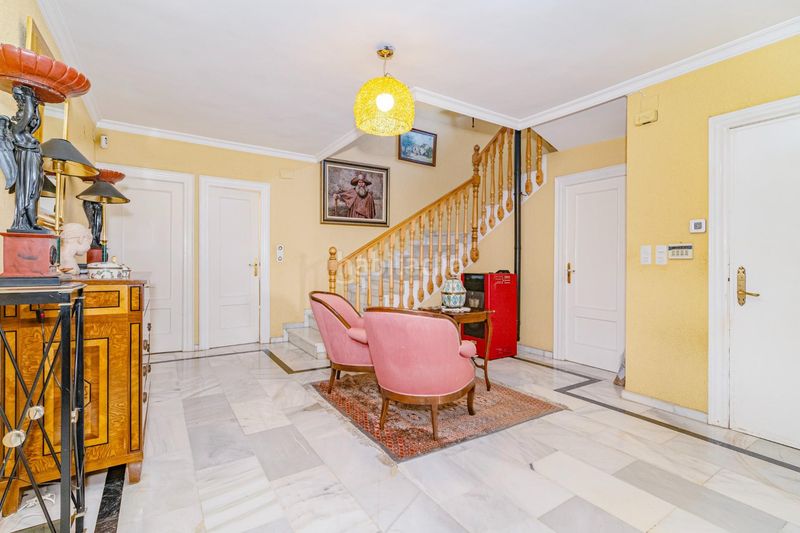 Foto 575e7cb5-be78-4429-907c-fb6e5086737a. Xalet amb aparcament a Gójar