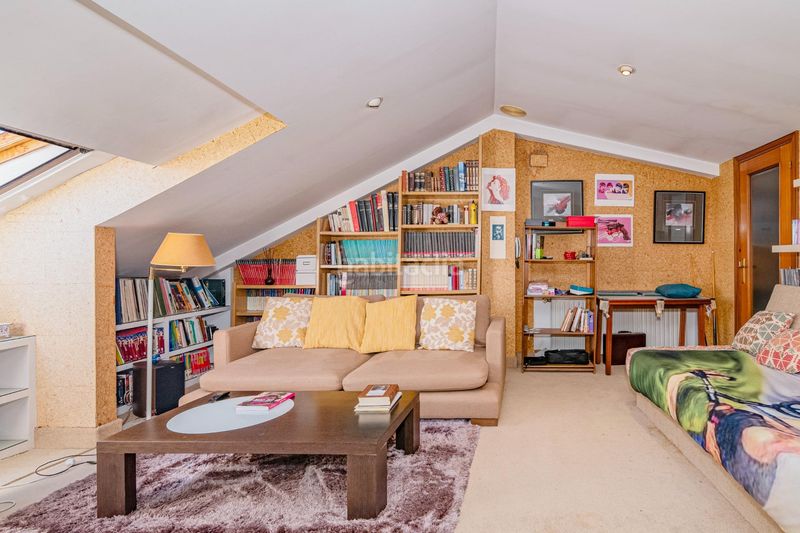 Foto 66367889-509f-48f3-b59f-5bb93f8a10d5. Xalet amb aparcament a Gójar