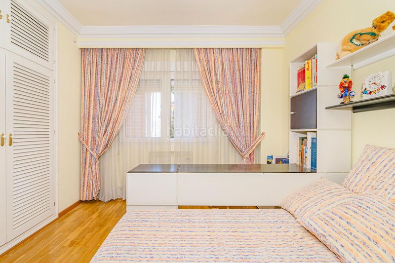 Foto c5d84df8-8e9f-4953-8e77-ce145f0057eb. Xalet amb aparcament a Gójar