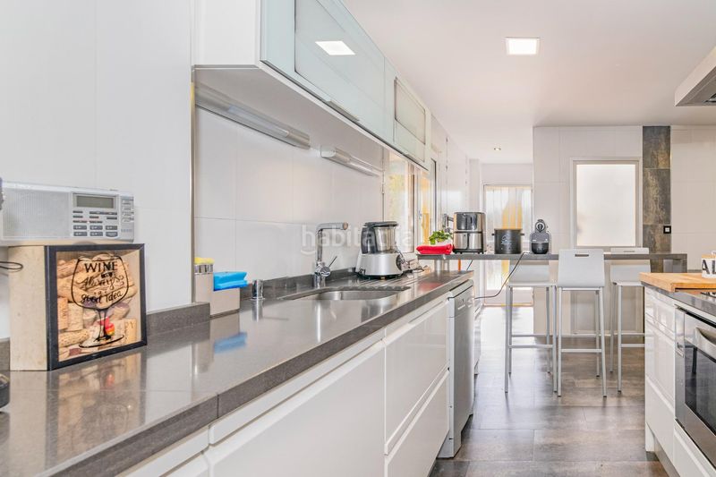 Foto d8a9c696-0a8f-4715-bf31-54caceb3786e. Xalet amb aparcament a Gójar