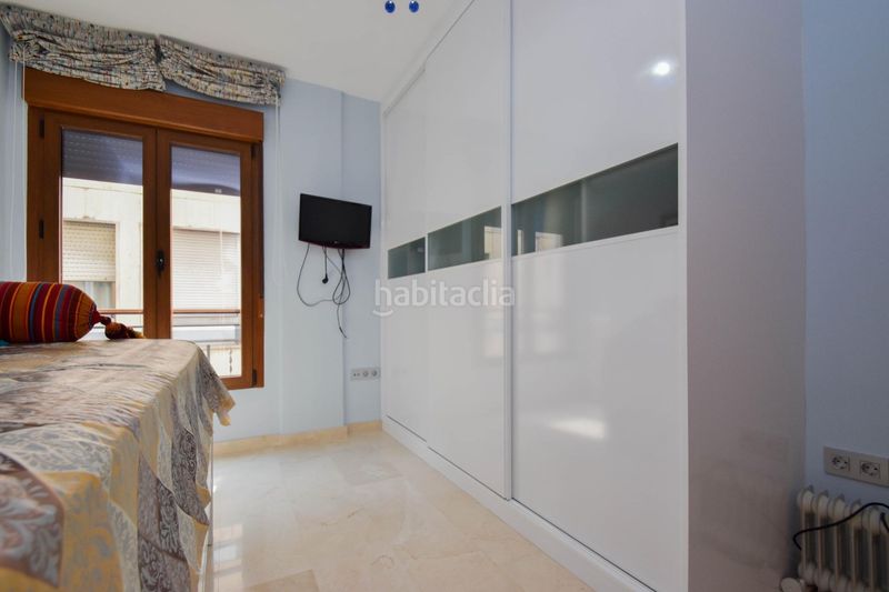 Foto 001c341b-8165-4407-afba-a77e3bfd585e. Pis amb aparcament a Centro - Sagrario Granada