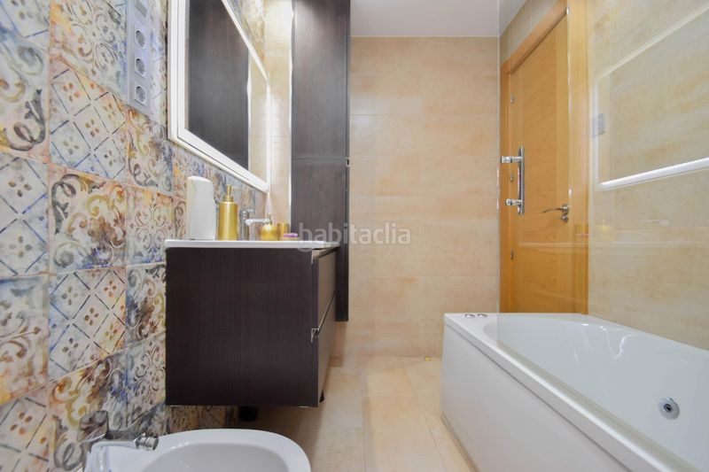 Foto 42b2e533-3853-4077-8853-08d47b0a9288. Pis amb aparcament a Centro - Sagrario Granada