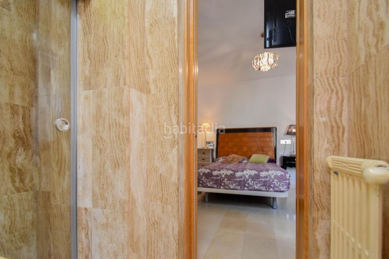 Foto 5e65d593-66a3-4277-8e2f-5fd68426dd28. Pis amb aparcament a Centro - Sagrario Granada