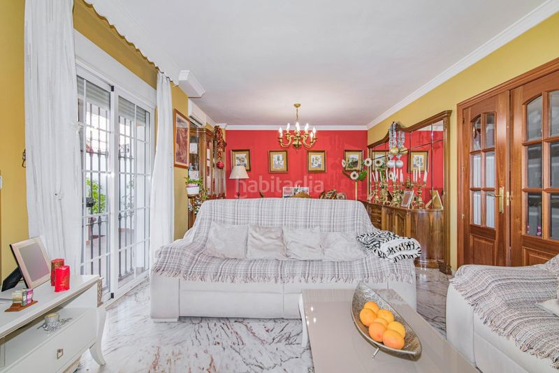 Foto e573f3ee-6729-4123-8534-d918213ac651. Xalet amb aparcament piscina a Maracena