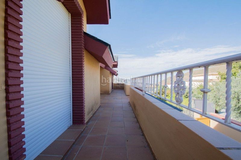 Foto 6bc503ba-a1b9-48df-80dd-8d28d4fc0f2e. Xalet amb aparcament piscina a Güéjar Sierra