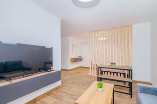 Apartamento  Calle calle escultor antonio martínez olalla. Apartamento en camino de ronda edificio marsella