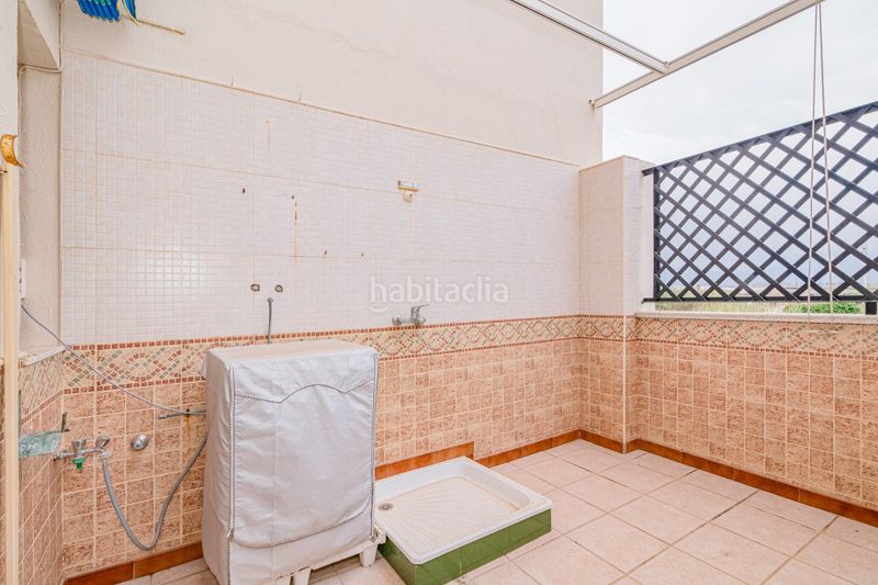 Foto bfd5a05e-f5eb-4eaa-b058-f4b33d0c24a8. Pis amb piscina a Salobreña costa Salobreña