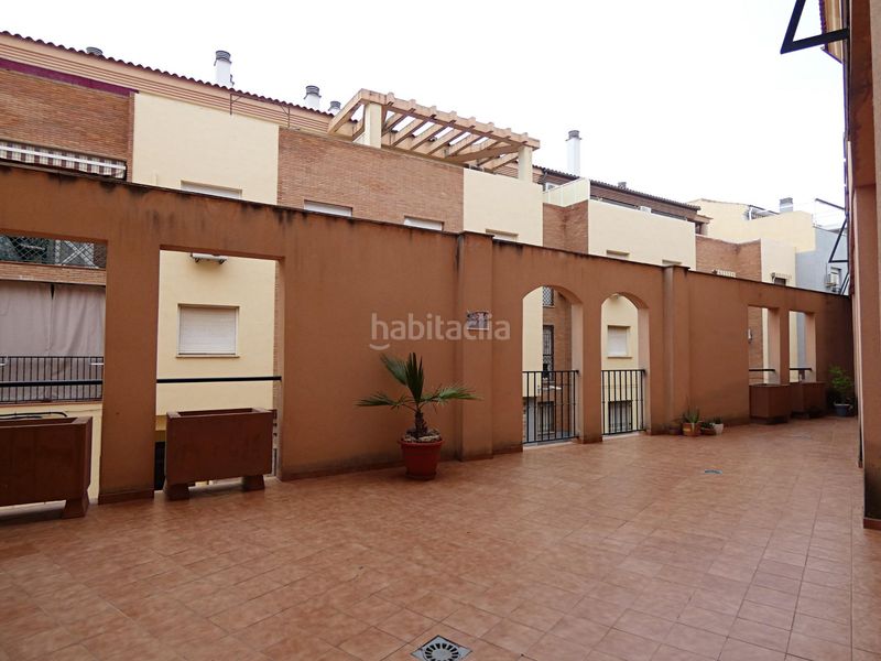 Foto 0098d762-12da-453f-8882-765c87dbe140. Pis amb aparcament a Atarfe
