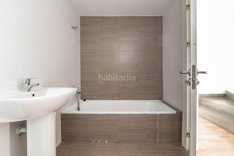 Foto 37248c78-dca1-4d09-aef3-63dcde16b517. Xalet amb aparcament piscina a Urbanizaciones Alhendín