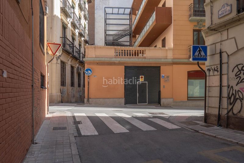 Foto b04b1e90-149f-4230-b6b1-9ca6f8468bc1. Aparcament cotxe a Centro - Sagrario Granada