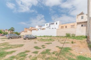 Terreno residenziale  Calle calle amura de estribor. Parcela urbana en segunda línea de playa motril