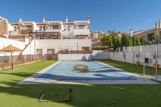 Casa aparellada a Calle SAN JOSE