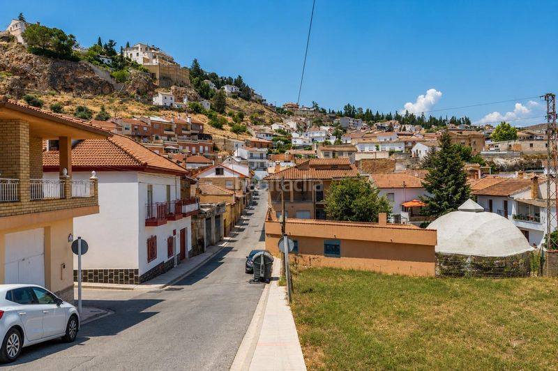 Foto 874b2aa1-7026-4891-9f0e-ce58e9cc3785. Casa amb aparcament a Alfacar