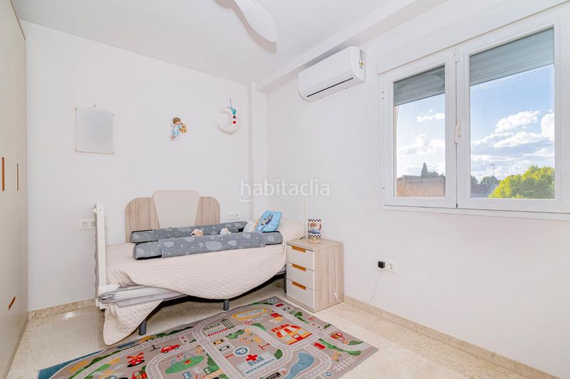 Foto 0eb27cbd-3ad4-4877-9aa5-559f22faacf3. Casa adossada amb calefacció aparcament a San Miguel Armilla