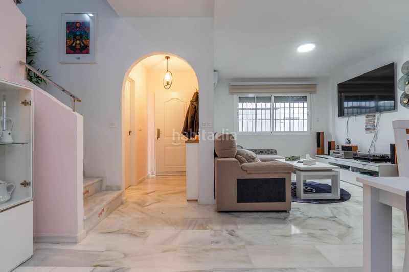 Foto e17d8937-59e4-45e8-a983-319ef9db09c7. Casa amb calefacció aparcament a Gójar