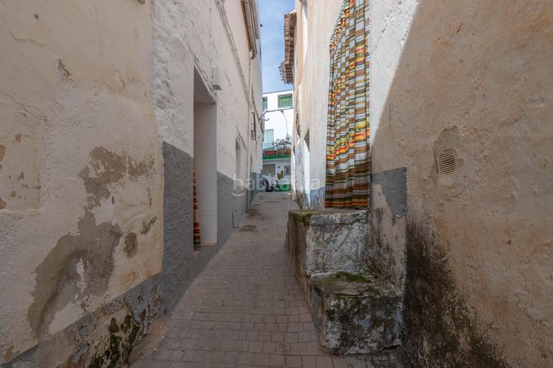 Foto 10f0a962-8e52-4075-8177-7cc2ca5b701f. Casa a calle del tio gregorio 4 a Albuñuelas