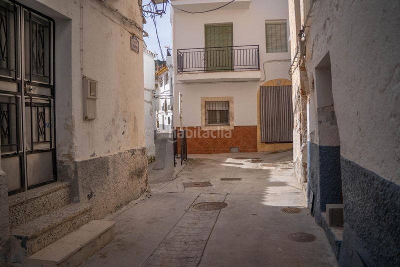 Foto 85f73872-6d85-4c31-a0d2-c4b9f03ddc97. Casa a calle del tio gregorio 4 a Albuñuelas