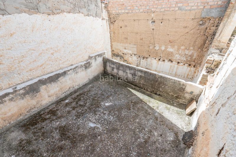 Foto fe2b2b39-9b83-44a2-853e-970cac30d0b0. Casa a calle del tio gregorio 4 a Albuñuelas