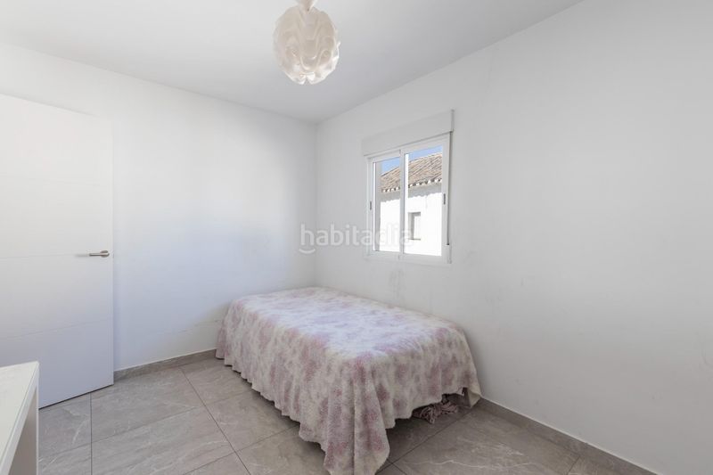 Foto a09c5b07-695d-4358-84f9-32fc73ffc2b6. Casa a Ayuntamiento Alhendín