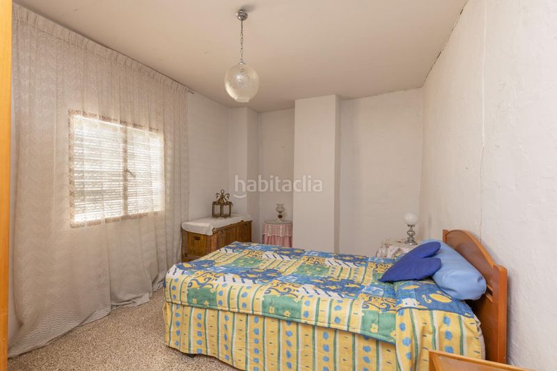 Foto e0a879a4-22b5-412a-8c90-00a6cce36595. Masia amb aparcament a Polideportivo Alhendín