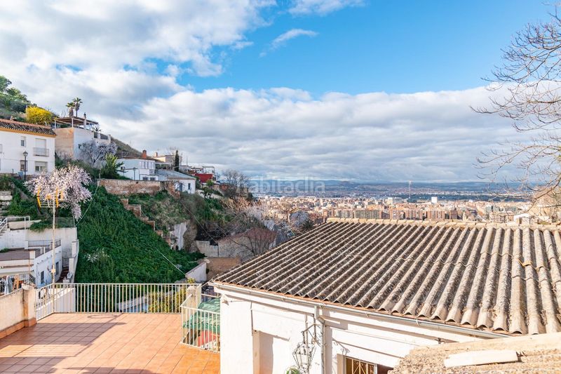 Foto ea93dee1-66ff-467d-b1c7-ea53c1a0a424. Casa amb aparcament a San Matías - Realejo Granada