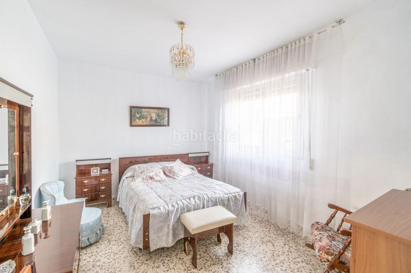 Foto 4e868f34-3b3b-4406-b703-4a9a9fea816a. Casa adossada a Poniente Armilla