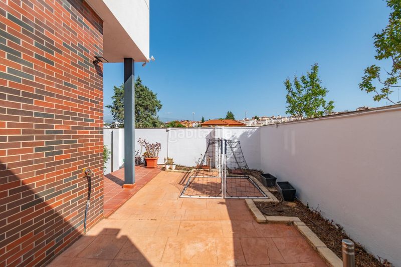 Foto 4c6360da-b530-4611-90a8-4d7af909ea93. Xalet amb calefacció aparcament piscina a Polideportivo Alhendín