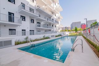 Pis  Calle filólogo julio casares 12. Venta de piso nuevo a estrenar de 4 dormitorios en residencial l