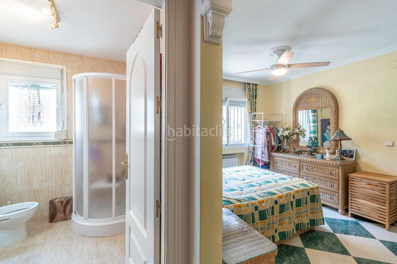 Foto 54f8f566-7b8e-4395-87e8-43b61066b3e7. Casa adossada a calle tarifa (hi) 4 a Híjar Gabias (Las)