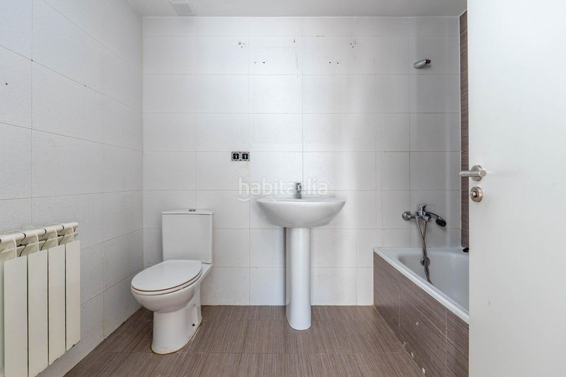 Foto e22aac2a-e3f7-473e-8881-0793a5b38d4f. Xalet amb aparcament piscina a Urbanizaciones Alhendín