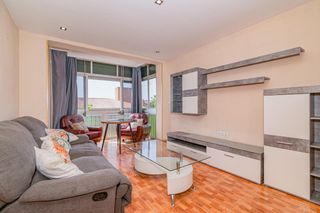 Pis  Fray juan sanchez cotan. Estupendo piso en zona alcampo de 3 habitaciones, exterior