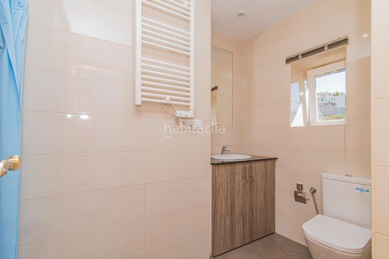 Foto 27fb89e1-b86d-4ca2-99b4-e98e5752b275. Casa aparellada amb calefacció a Quéntar