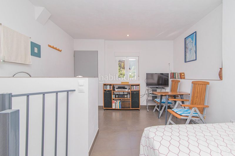 Foto a89607df-5c99-4aa5-9288-f640c9374823. Casa aparellada amb calefacció a Quéntar