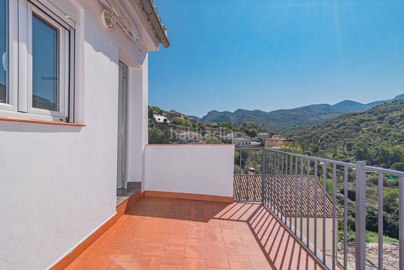 Foto ac98e98b-6ded-41e9-a413-d3bb0647435b. Casa aparellada amb calefacció a Quéntar