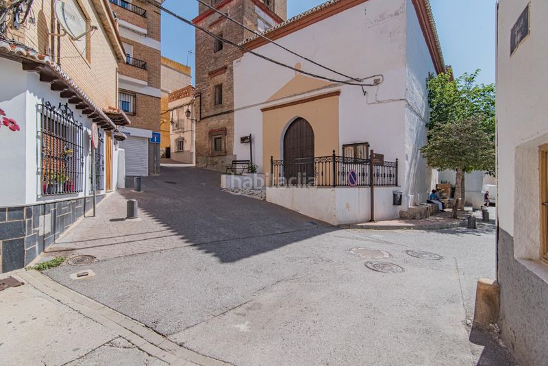 Foto c94bf54a-d764-42e1-97ab-0e915d2b5d73. Casa aparellada amb calefacció a Quéntar
