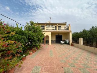 Business premise  Carretera albuñuelas gr-3208. Local en cozvijar