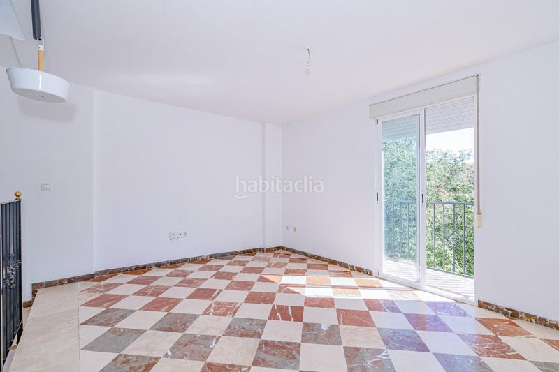 Foto 3ac0eb84-dbad-4008-9cec-6816a4e17715. Casa amb calefacció aparcament a Gójar