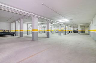 Local Comercial a Calle profesor tercedor diaz 4. Oportunidad de inversión en granada!!!
