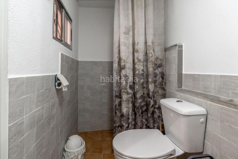 Foto 1bda9d90-b918-4b0f-9d5b-4b5ff87c1eb7. Casa adossada amb aparcament piscina a Ogíjares