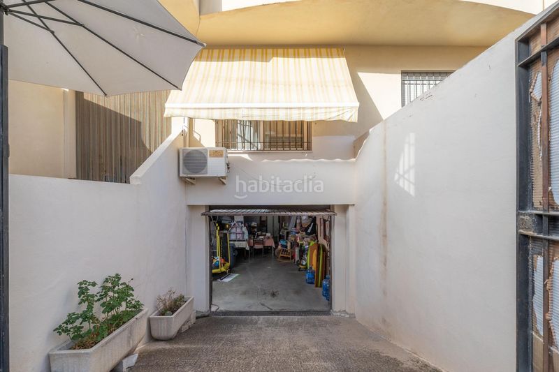 Foto c60bacac-bcba-4176-99a8-e3fa40e8a17a. Casa adossada amb aparcament piscina a Ogíjares