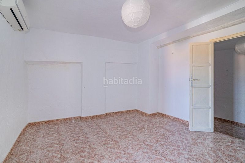 Foto eea86402-b87e-411c-8373-43403bf45853. Masia amb calefacció a Pinar (El)