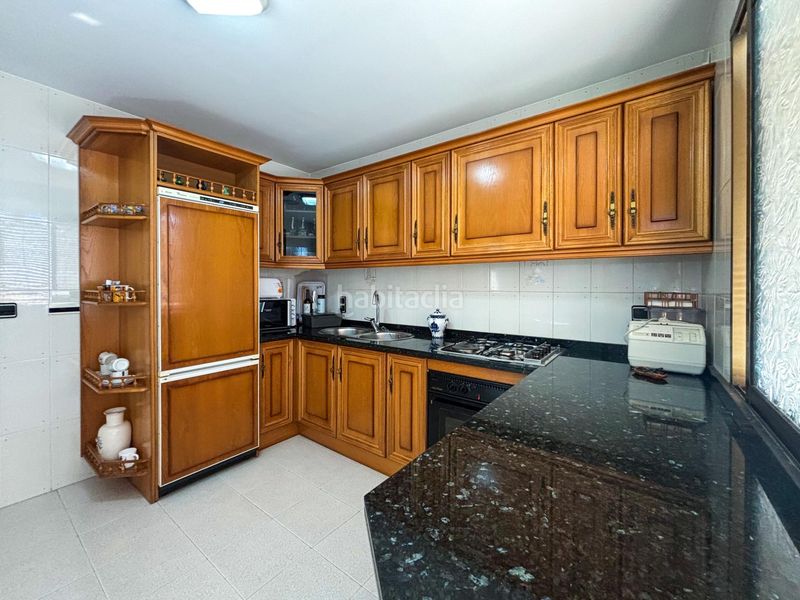 Foto 00f7d5aa-079d-474d-9846-851c6ff650df. Casa amb aparcament a Atarfe