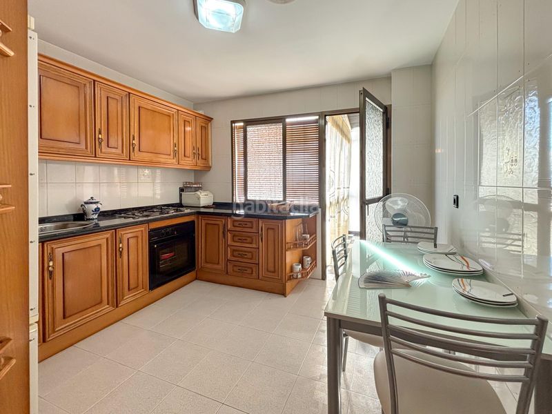 Foto 01c29a1a-1b95-416e-94fb-0c3a29865193. Casa amb aparcament a Atarfe