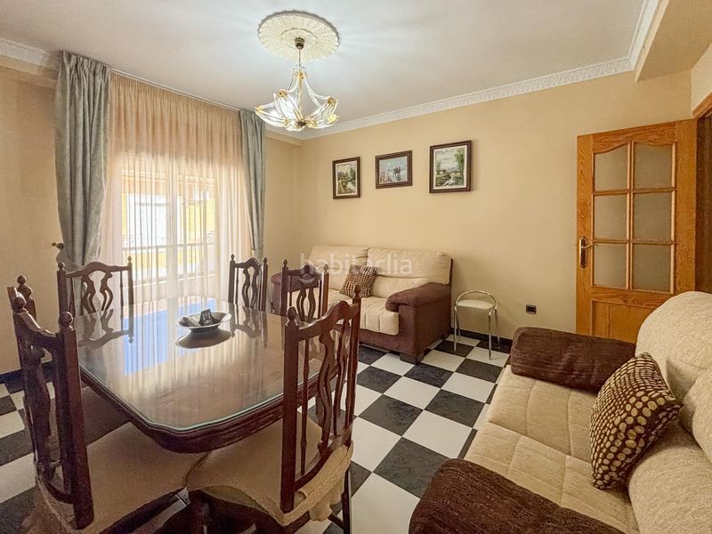 Foto 222ea030-5524-4fbb-afec-2b23218d1557. Casa amb aparcament a Atarfe