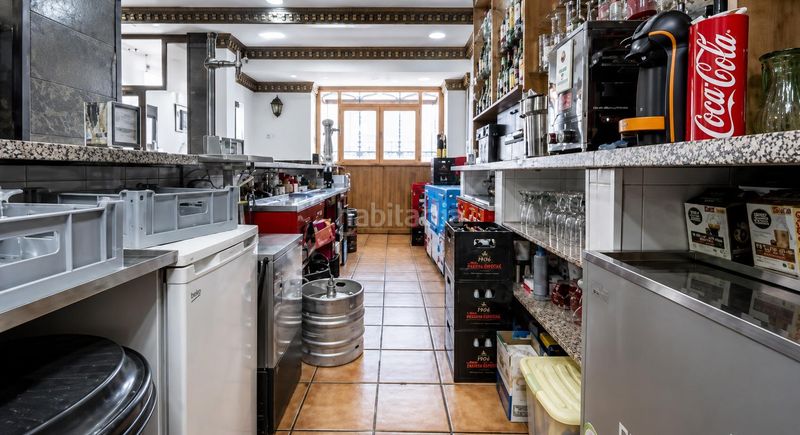 Foto d7677630-bc30-4abd-90d0-c05389aa501a. Local comercial oportunidad única en la zubia, granada en Zubia (La)